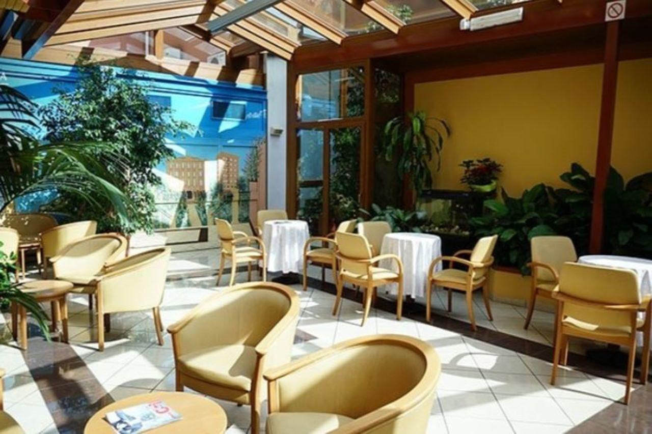 Hotel Careni Villa Italia Finale Ligure Exterior photo